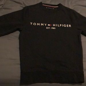 XS TOMMY HILFIGER EST.1985 BLACK SWEATSHIRT